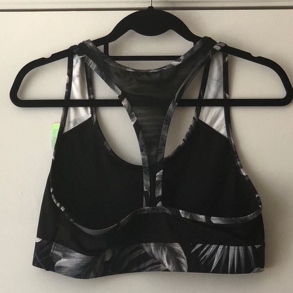 PINK light support sports bra - Picture 3 of 3